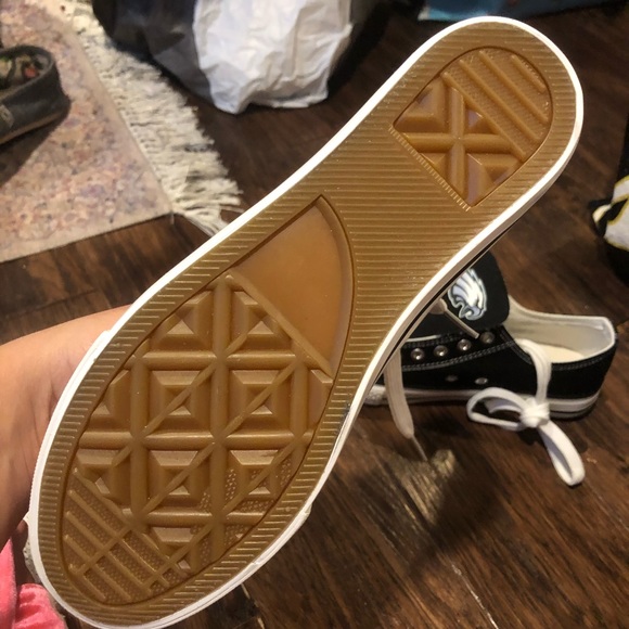 Philadelphia Eagles sneakers - Picture 3 of 3